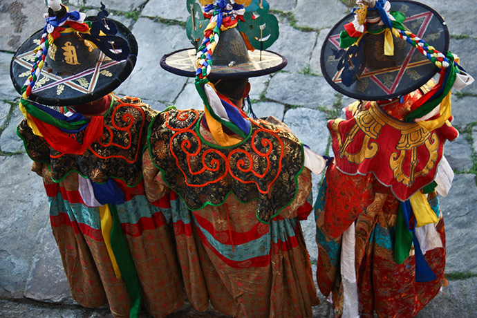 Dance of the Black Hat Magicians, Prakha